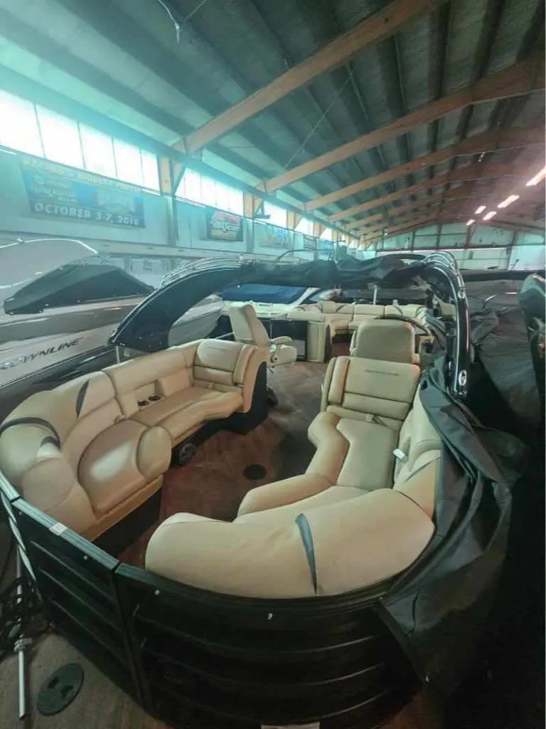 Slide: The Image of Berkshire STS Series 25RFX 3.0+ 2017 - 3