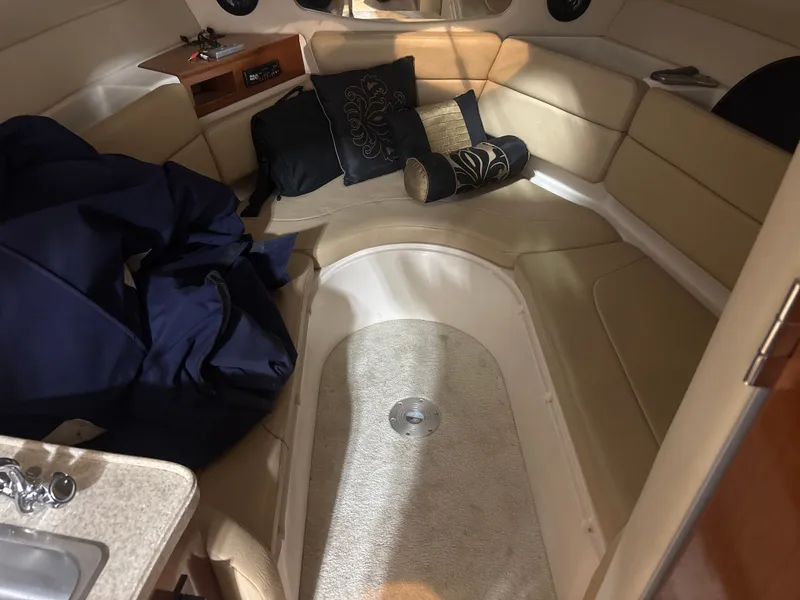 Slide: The Image of Regal Commodore 2665 2007 - 18