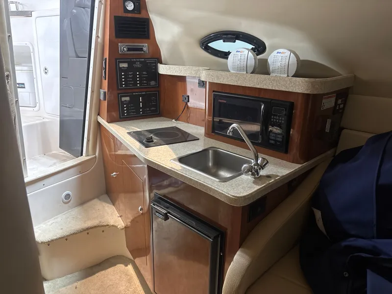 Slide: The Image of Regal Commodore 2665 2007 - 19