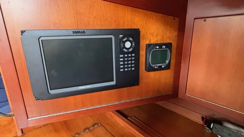 Slide: The Image of Simrad navigation system on 2003 J Boats J/46 yacht interior. - 35