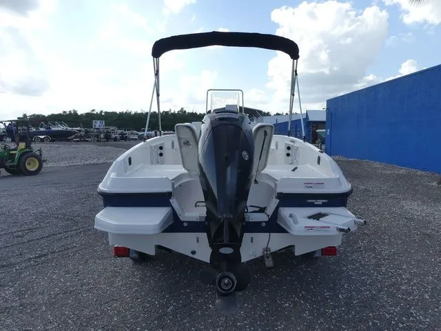 Slide: The Image of Bayliner Element T21 Center Console 2021 - 5