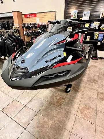 Slide: The Image of Kawasaki ULTRA 160LX-S 2025 - 3