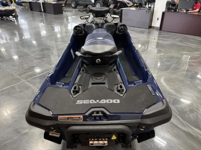 Slide: The Image of Sea-Doo GTX 170 2025 - 6