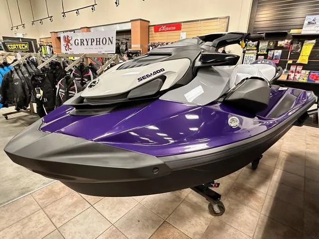 Slide: The Image of Sea-Doo GTI 2025 - 11