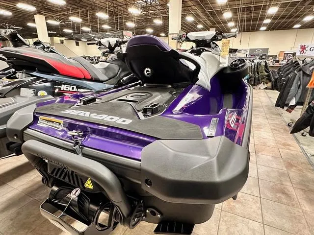 Slide: The Image of Sea-Doo GTI 2025 - 5