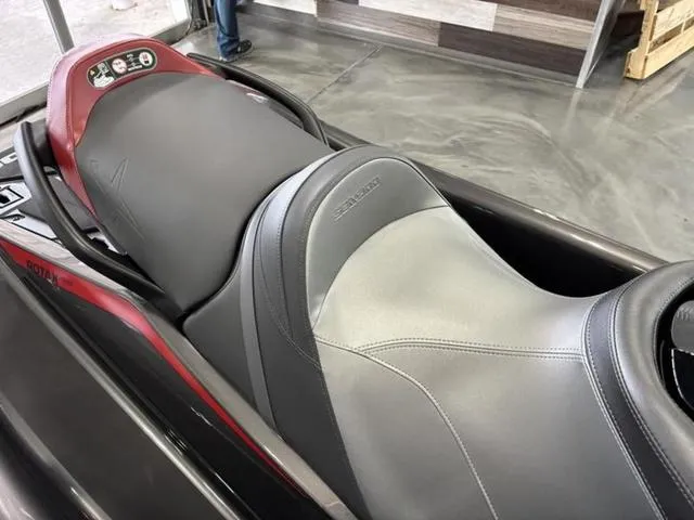Slide: The Image of Sea-Doo GTR 2025 - 6