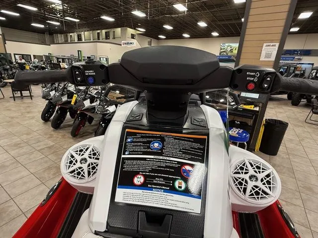 Slide: The Image of Yamaha VX Limited 2025 - 11