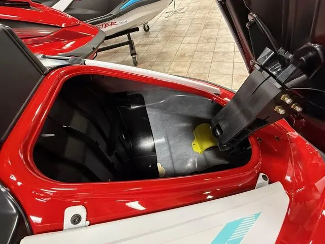 Slide: The Image of Yamaha VX Limited 2025 - 13