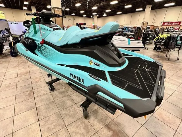 Slide: The Image of Yamaha VX Limited HO 2025 - 7