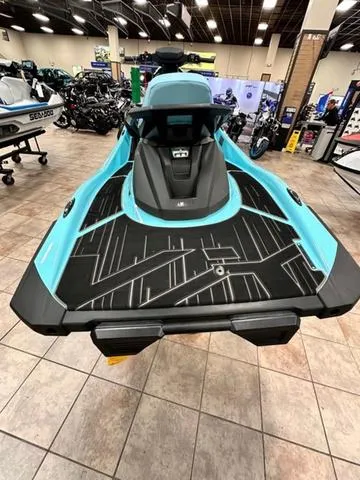 Slide: The Image of Yamaha VX Limited HO 2025 - 8