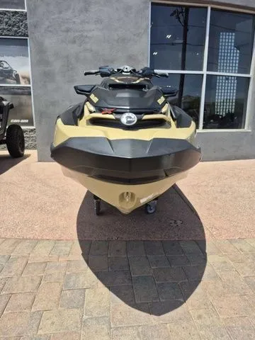 Slide: The Image of Sea-Doo RXT-X 2025 - 10