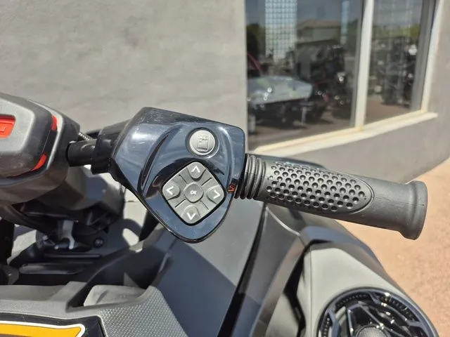 Slide: The Image of Sea-Doo RXT-X 2025 - 20