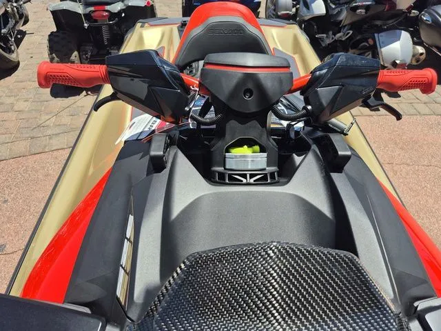 Slide: The Image of Sea-Doo RXP-X 325 2025 - 29