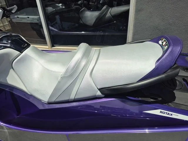 Slide: The Image of Sea-Doo GTI 2025 - 3