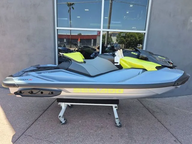 Slide: The Image of Sea-Doo RXP-X 325 2025 - 17