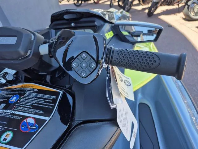 Slide: The Image of Sea-Doo RXP-X 325 2025 - 23