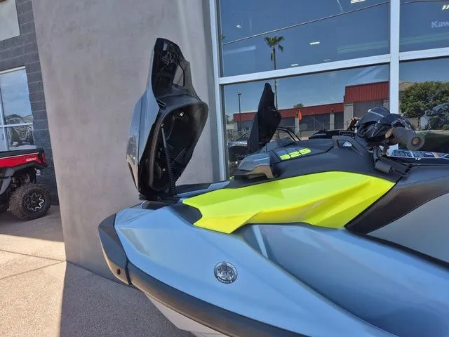 Slide: The Image of Sea-Doo RXP-X 325 2025 - 9