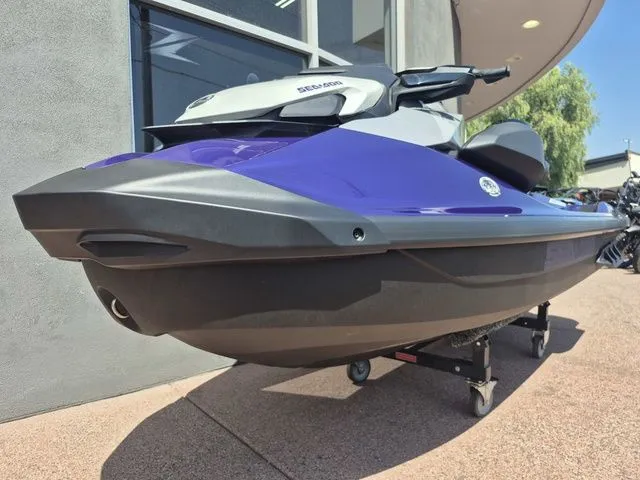 Slide: The Image of Sea-Doo GTI 2025 - 11