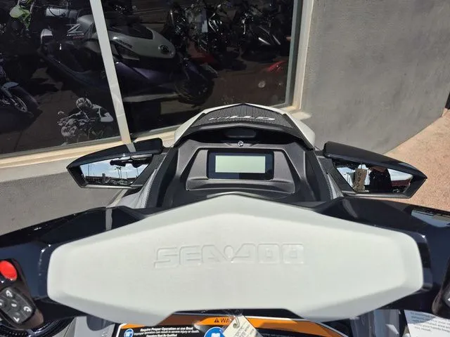 Slide: The Image of Sea-Doo GTI 2025 - 26