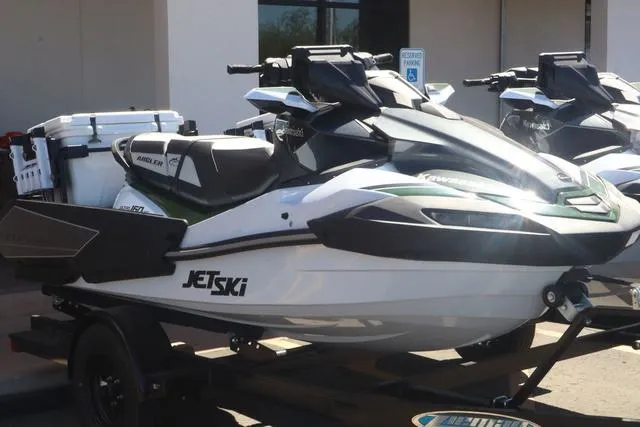 Slide: The Image of Kawasaki Ultra 160 2025 - 8