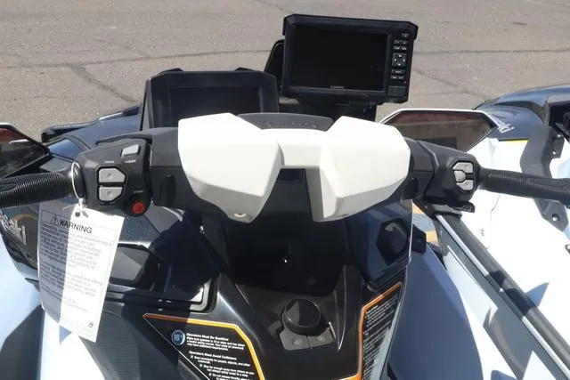 Slide: The Image of Kawasaki Ultra 160 2025 - 9