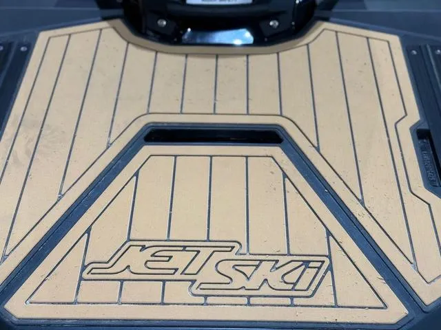 Slide: The Image of Kawasaki Ultra 160 2025 - 11