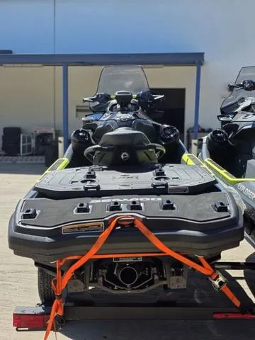 Slide: The Image of Sea-Doo Explorer Pro 2025 - 16