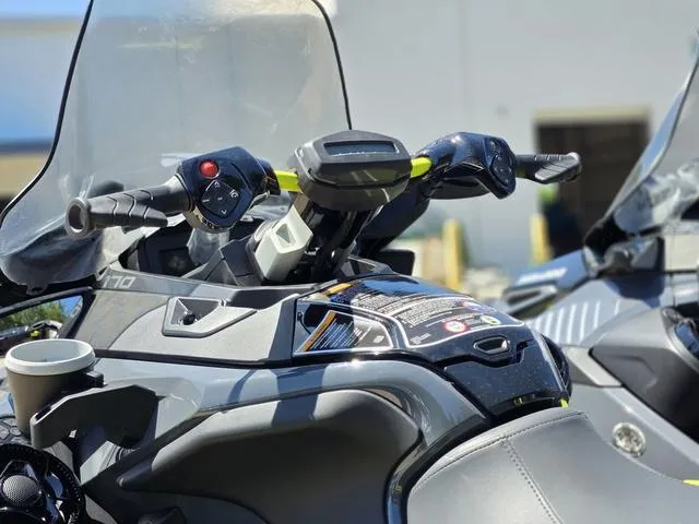 Slide: The Image of Sea-Doo Explorer Pro 2025 - 4