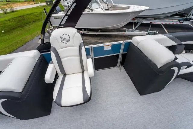 Slide: The Image of South Bay S222RS Rear Seating 3.0 2025 - 9
