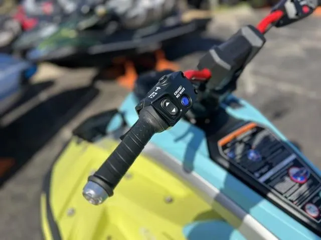 Slide: The Image of Yamaha JetBlaster PRO 3-Up 2025 - 8