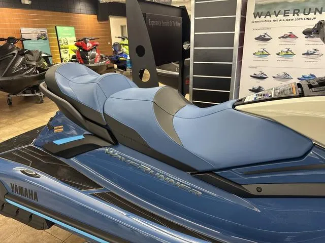 Slide: The Image of Yamaha FX Limited SVHO 2025 - 27