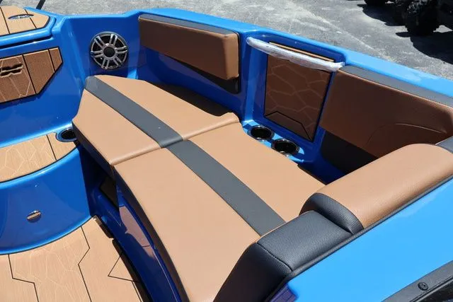 Slide: The Image of Yamaha 222XD-SPACE BLUE 2025 - 16