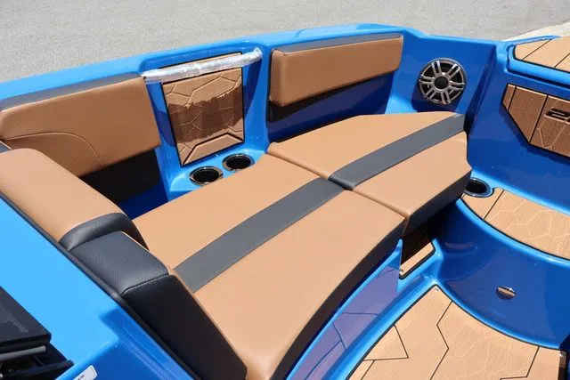 Slide: The Image of Yamaha 222XD-SPACE BLUE 2025 - 17