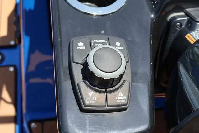 Slide: The Image of Yamaha 222XD-SPACE BLUE 2025 - 23