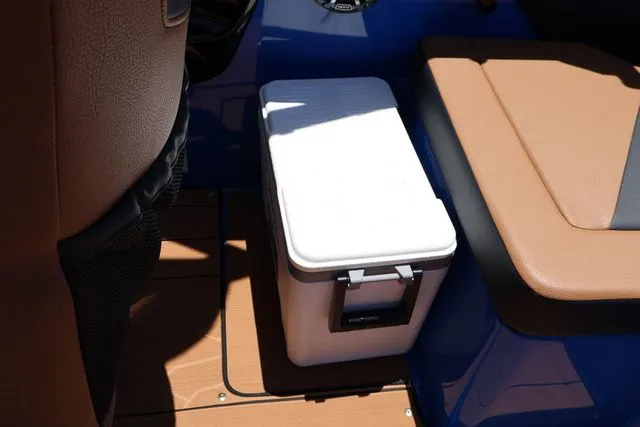 Slide: The Image of Yamaha 222XD-SPACE BLUE 2025 - 27