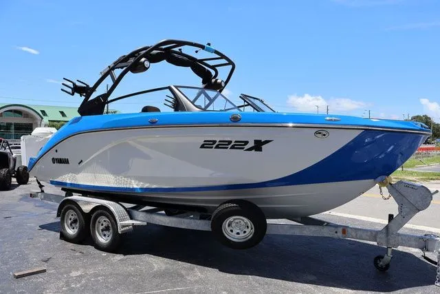 Slide: The Image of Yamaha 222XD-SPACE BLUE 2025 - 8