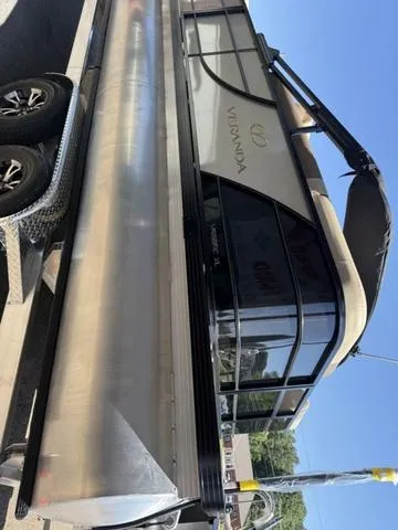 Slide: The Image of Veranda VR22RC XL 2025 - 5