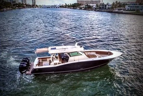 Slide: The Image of Scout 420 LXF 2016 - 1