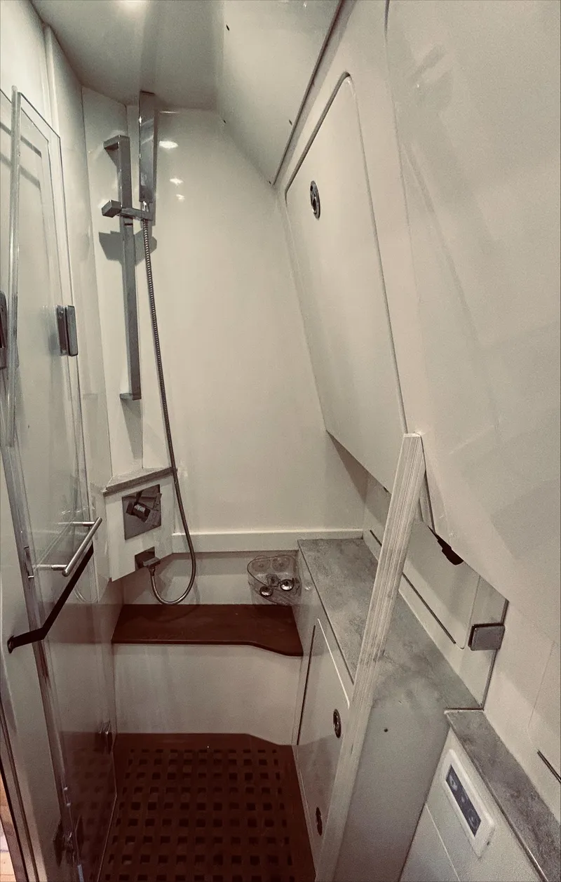 Slide: The Image of Scout 420 LXF 2016 - 17