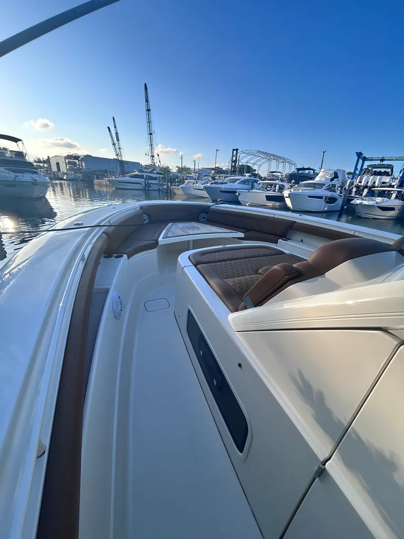 Slide: The Image of Scout 420 LXF 2016 - 5