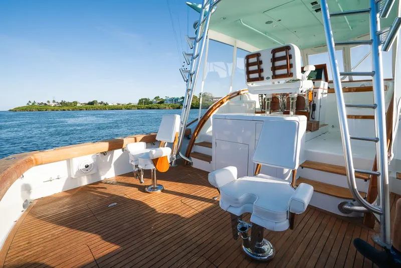 Slide: The Image of Rybovich Express 2003 - 35