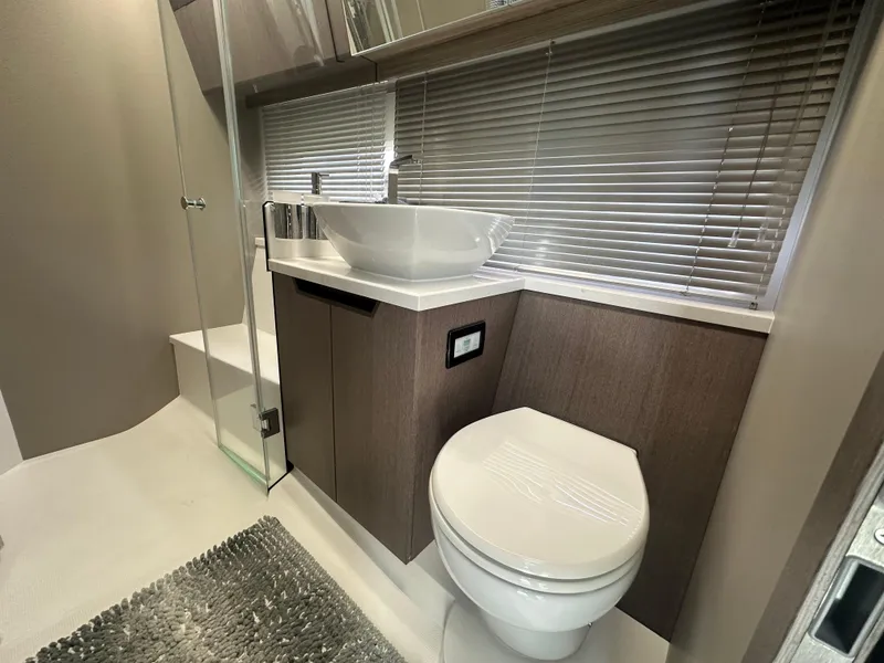 Slide: The Image of Galeon 425 HTS 2021 - 69