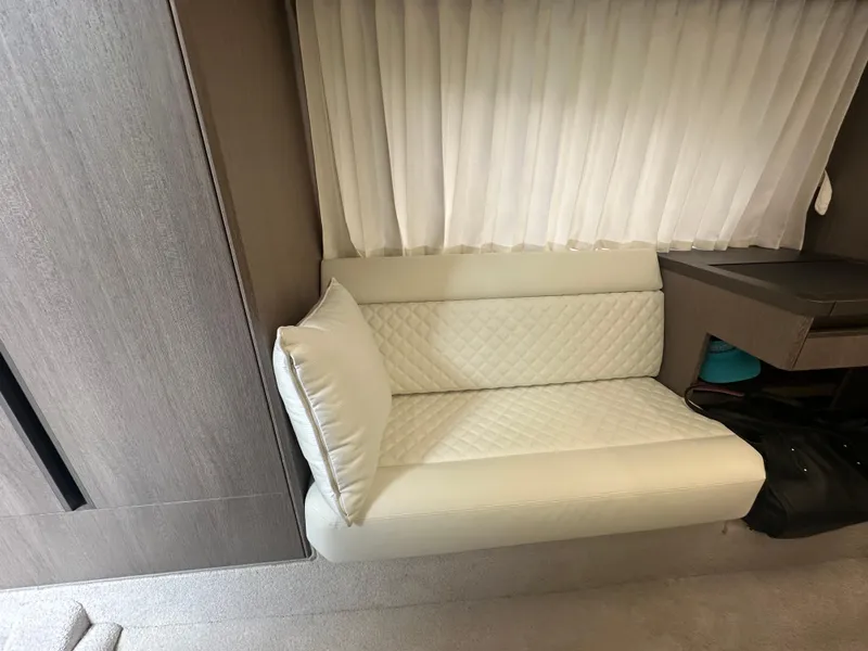 Slide: The Image of Galeon 425 HTS 2021 - 74