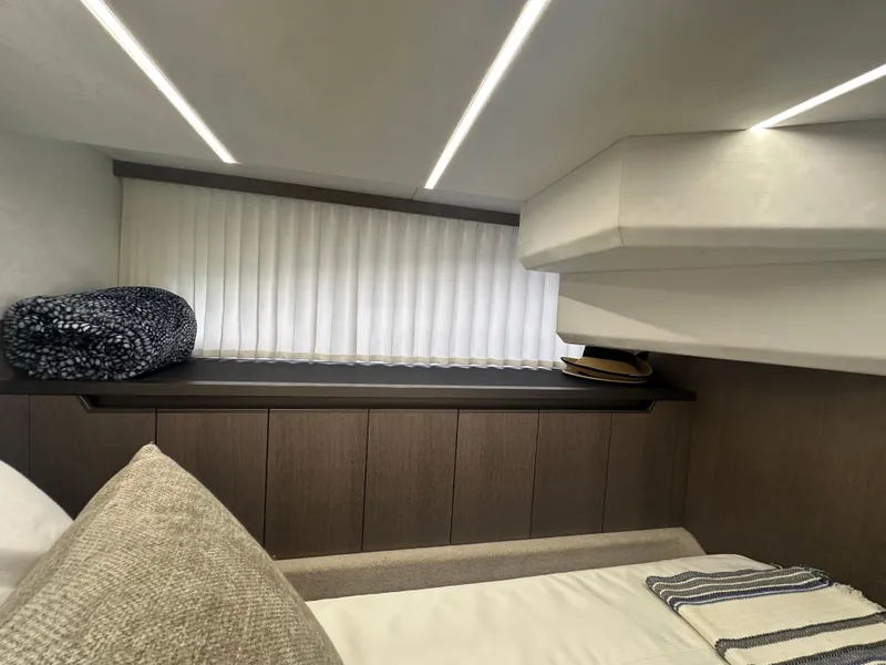 Slide: The Image of Galeon 425 HTS 2021 - 76