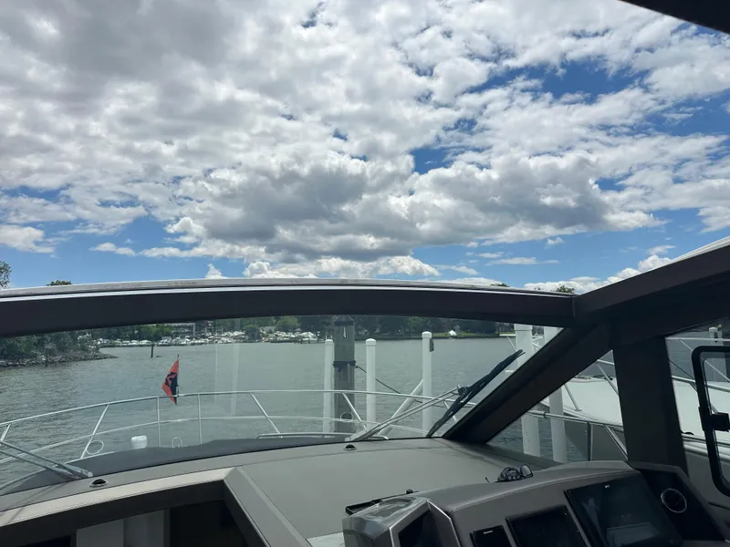 Slide: The Image of Galeon 425 HTS 2021 - 77