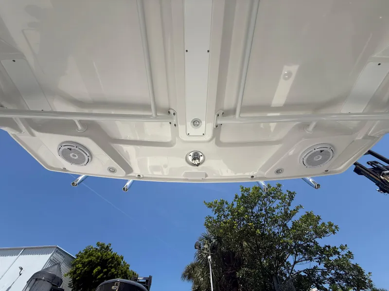 Slide: The Image of Edgewater 262CX Crossover 2022 - 51