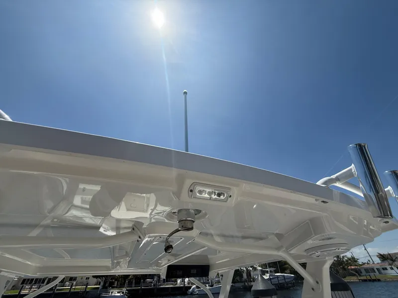 Slide: The Image of Edgewater 262CX Crossover 2022 - 52