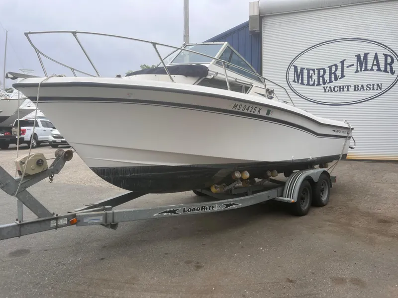 Slide: The Image of 1992 Grady-White 22 Seafarer boat on trailer at Merri-Mar Yacht Basin. - 0