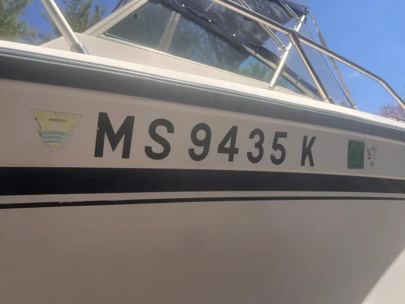 Slide: The Image of 1992 Grady-White 22 Seafarer boat with registration number MS9435 K. - 25