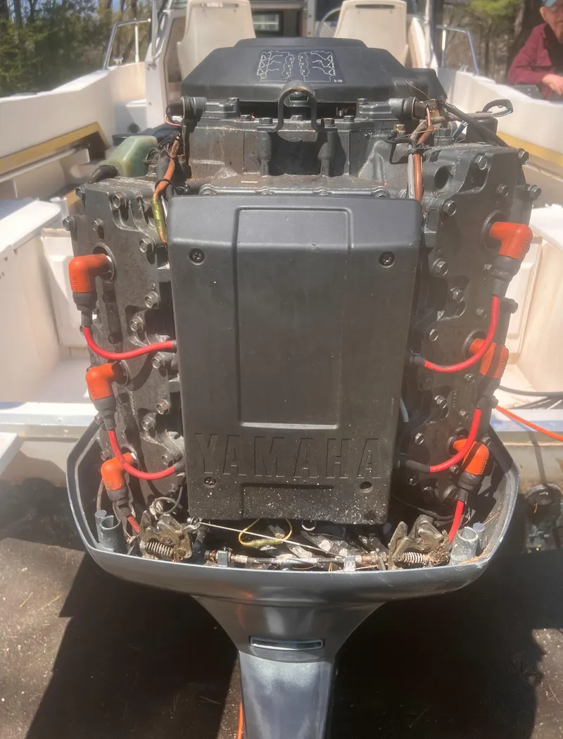Slide: The Image of 1992 Grady-White 22 Seafarer boat engine, detailed view of Yamaha motor components. - 31